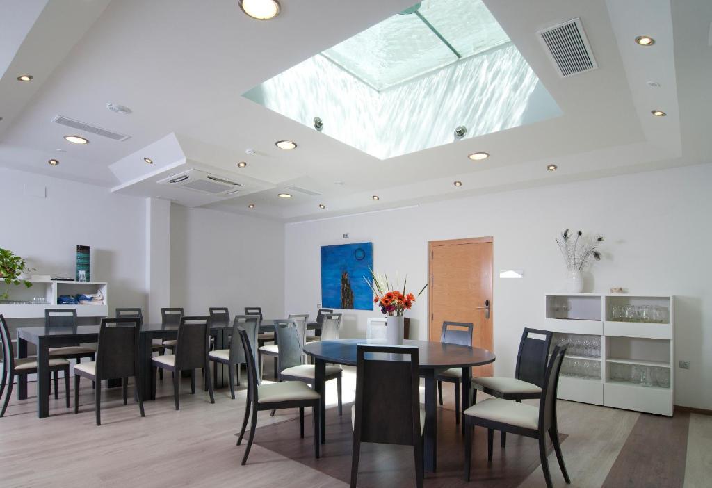 Amalurra Granada Hotel Caparacena Екстериор снимка